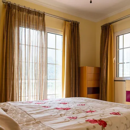 Дом отдыха The Mountain View, By Op *