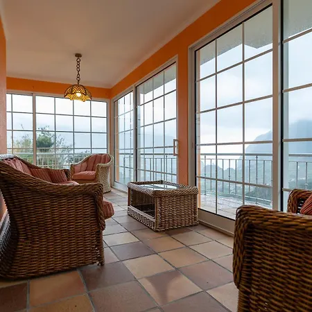 The Mountain View, By Op Ferienhaus São Vicente