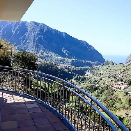 The Mountain View, By Op Ferienhaus São Vicente