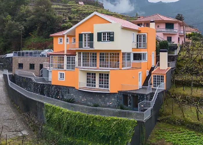 The Mountain View, By Op Holiday home