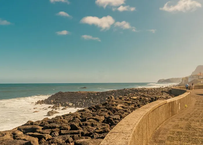 The Mountain View, By Op São Vicente