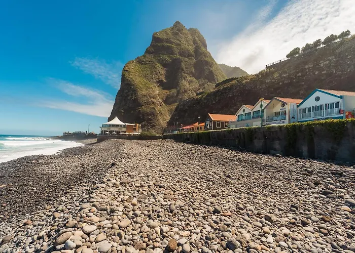 The Mountain View, By Op Holiday home *